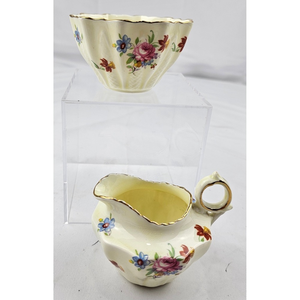 Paragon Fine China Creamer and‎ Sugar Bowl Set Floral Gold Trim England